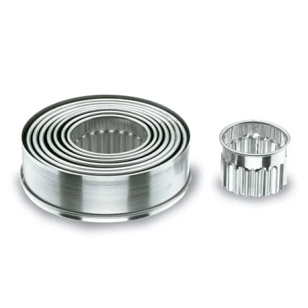 Set decupatoare aluat, rotunde cu margini ondulate, 9 piese, Ø2 - 10 cm